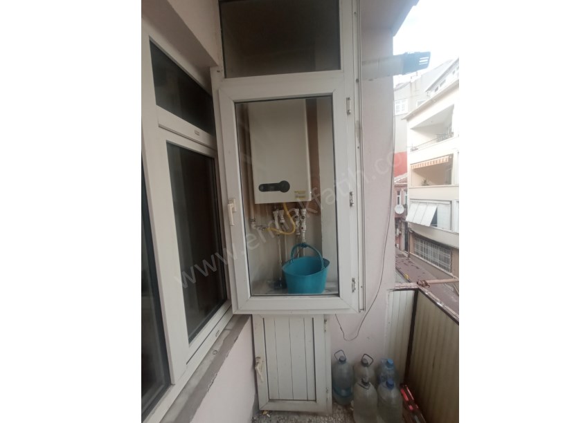 Kocamustafapaşa İzci Türk Sokak Kiralık 2+1 Daire 3.kat