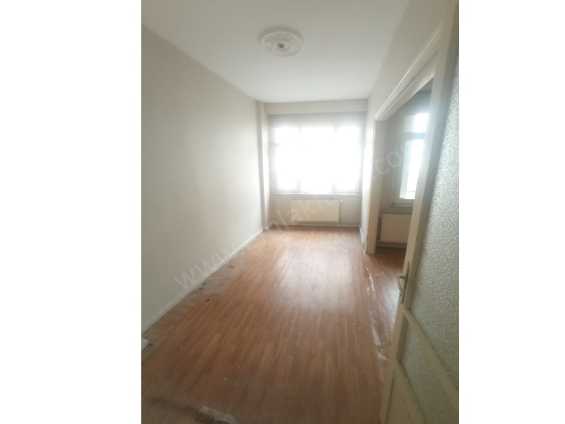 Kocamustafapaşa İzci Türk Sokak Kiralık 2+1 Daire 3.kat