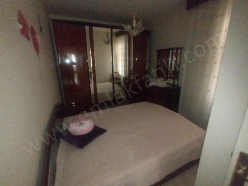 Kocamustafapaşa Kiralık Daire Eşyalı 2+1 95m² 2.Kat Kombili Çift Cepheli