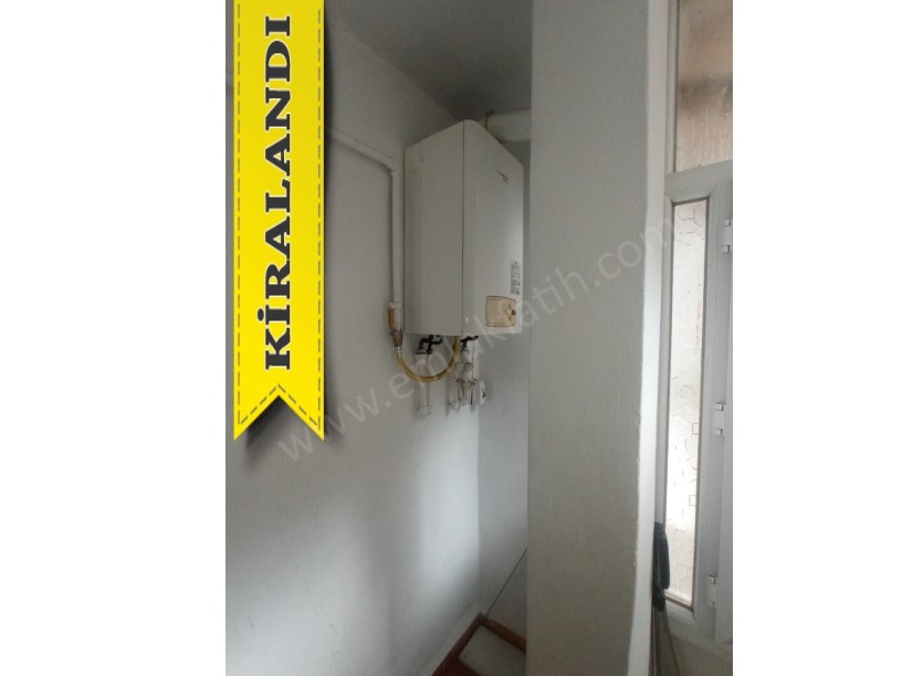 Kocamustafapaşa Kiralık Daire Eşyalı 1+1 55m² Yüksek Giriş ( ESKİ PORTFÖY )