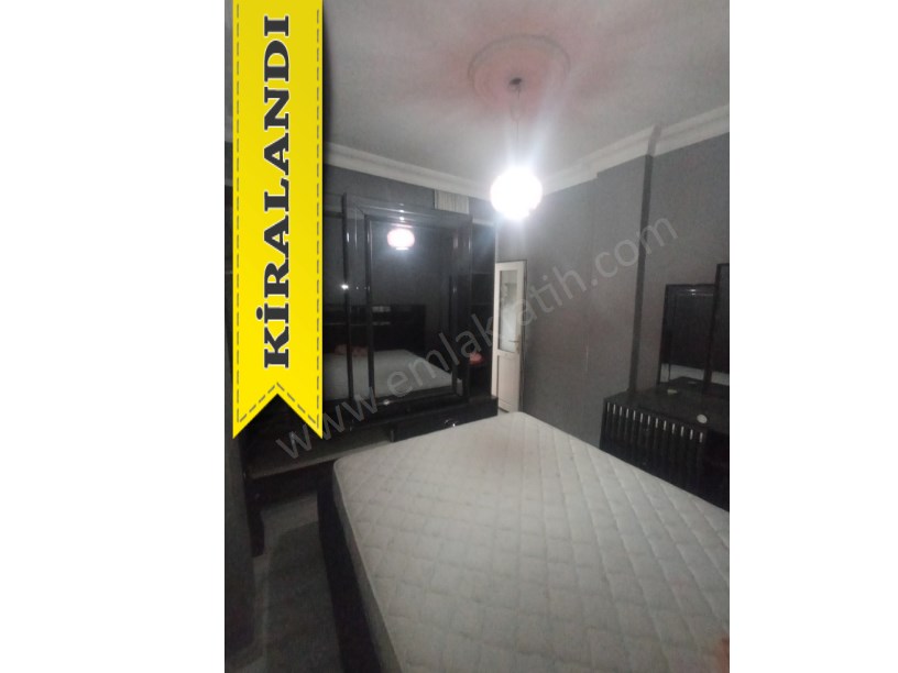 Kocamustafapaşa Kiralık Daire Eşyalı 1+1 55m² Yüksek Giriş ( ESKİ PORTFÖY )