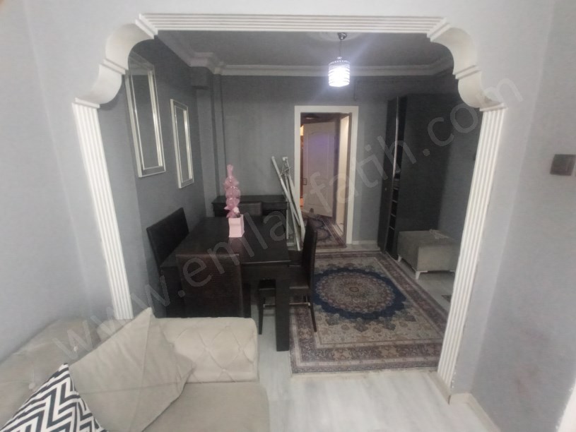 Kocamustafapaşa Kiralık Daire Eşyalı 1+1 55m² Yüksek Giriş ( ESKİ PORTFÖY )