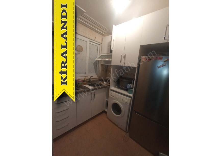 Kocamustafapaşa Kiralık Daire Eşyalı 1+1 55m² Yüksek Giriş ( ESKİ PORTFÖY )