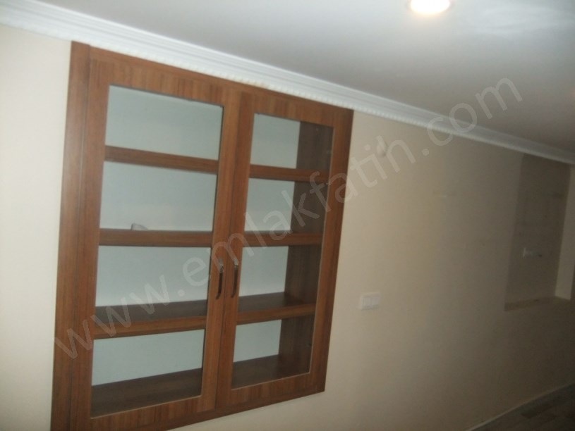 K.M.PAŞA DEMİRCİ OSMAN SOKAKTA 4 KATLI MÜSTAKİL EV ( ESKİ PORTFÖY )