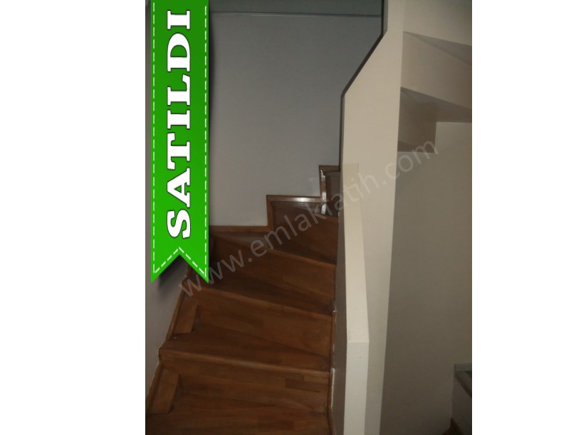 K.M.PAŞA DEMİRCİ OSMAN SOKAKTA 4 KATLI MÜSTAKİL EV