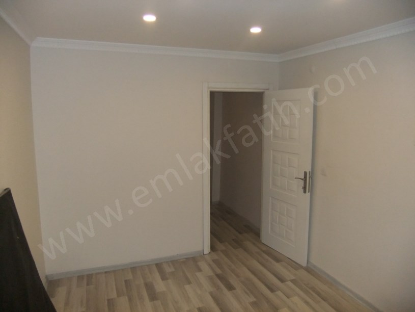 K.M.PAŞA DEMİRCİ OSMAN SOKAKTA 4 KATLI MÜSTAKİL EV ( ESKİ PORTFÖY )