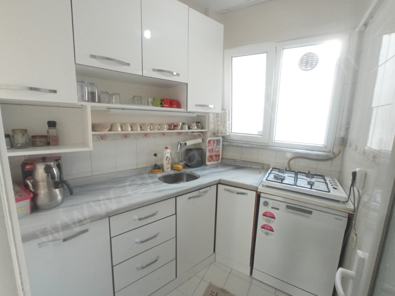 Cerrahpaşa Ana Cadde Üzeri Eşyalı 2+1 75m² 3.Kat ( ESKİ PORTFÖY )