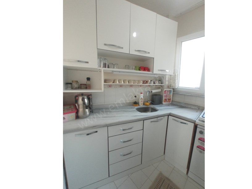 Ana Cadde Üzeri Eşyalı 2+1 75m² 3.Kat Daire