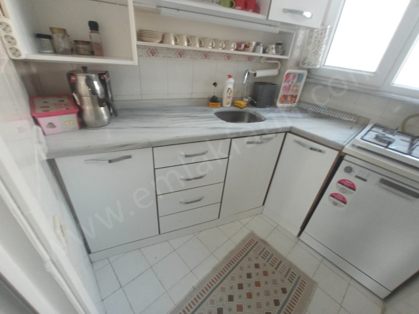 Ana Cadde Üzeri Eşyalı 2+1 75m² 3.Kat Daire