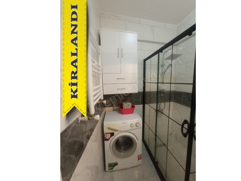 Cerrahpaşa Ana Cadde Üzeri Eşyalı 2+1 75m² 3.Kat Daire