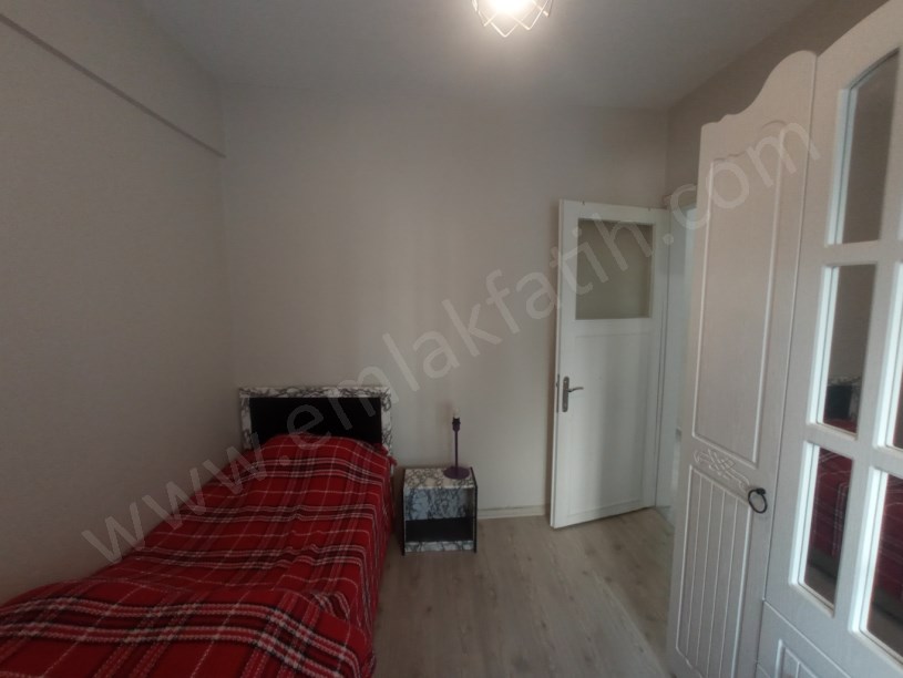 Ana Cadde Üzeri Eşyalı 2+1 75m² 3.Kat Daire