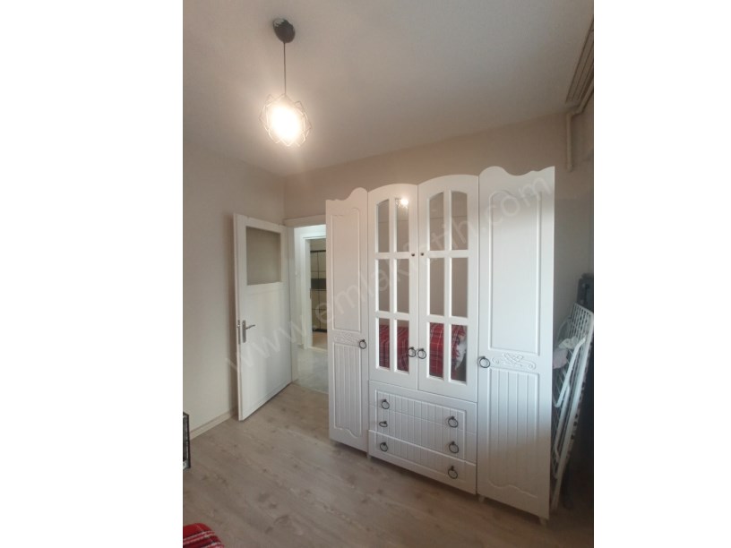 Ana Cadde Üzeri Eşyalı 2+1 75m² 3.Kat Daire