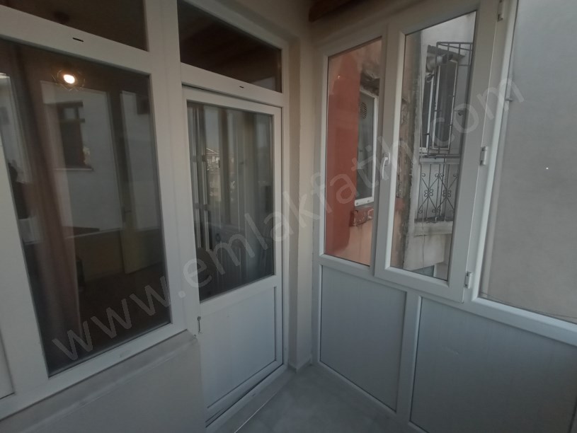 Ana Cadde Üzeri Eşyalı 2+1 75m² 3.Kat Daire