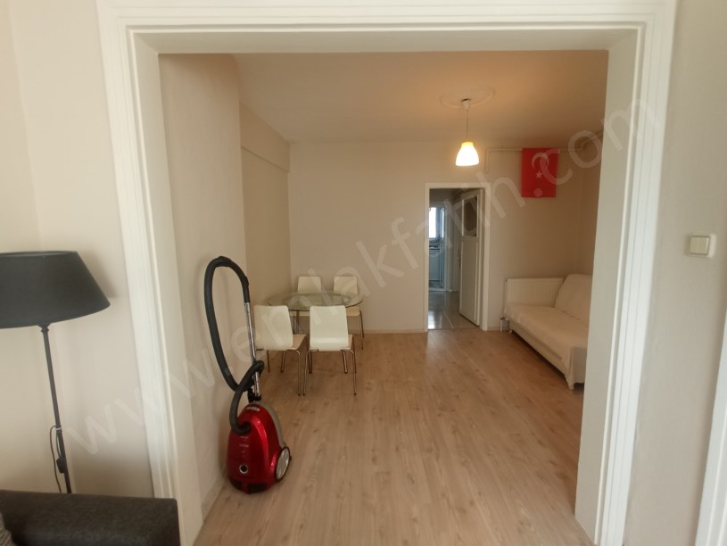 Cerrahpaşa Ana Cadde Üzeri Eşyalı 2+1 75m² 3.Kat Daire