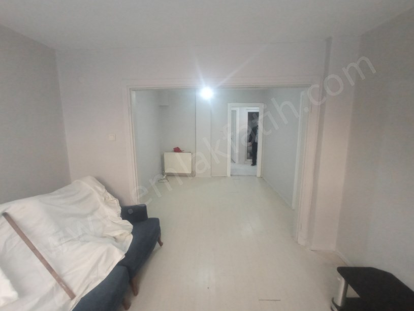 Kocamustafapaşa Balta Sokak Kiralık 2+1 Daire Full Yapılı Yarı Bodrum