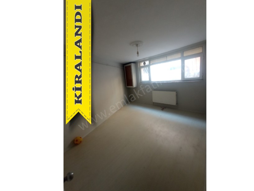 Kocamustafapaşa Balta Sokak Kiralık 2+1 Daire  ( ESKİ PORTFÖY )