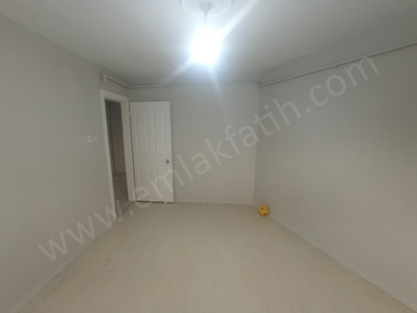 Kocamustafapaşa Balta Sokak Kiralık 2+1 Daire  ( ESKİ PORTFÖY )