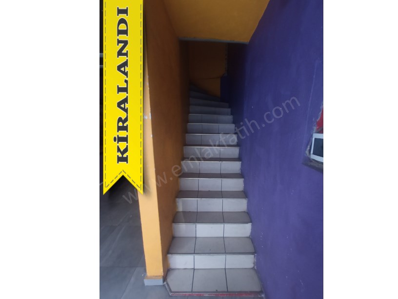 FATİH EMLAKTAN ANA CADDE ÜZERİ 4 KATLI FIRSAT DÜKKAN