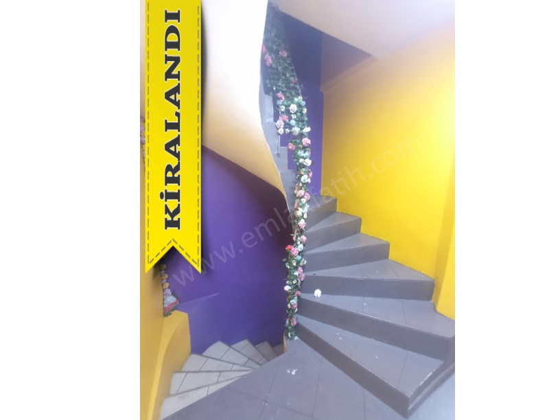 FATİH EMLAKTAN ANA CADDE ÜZERİ 4 KATLI  ( ESKİ PORTFÖY )