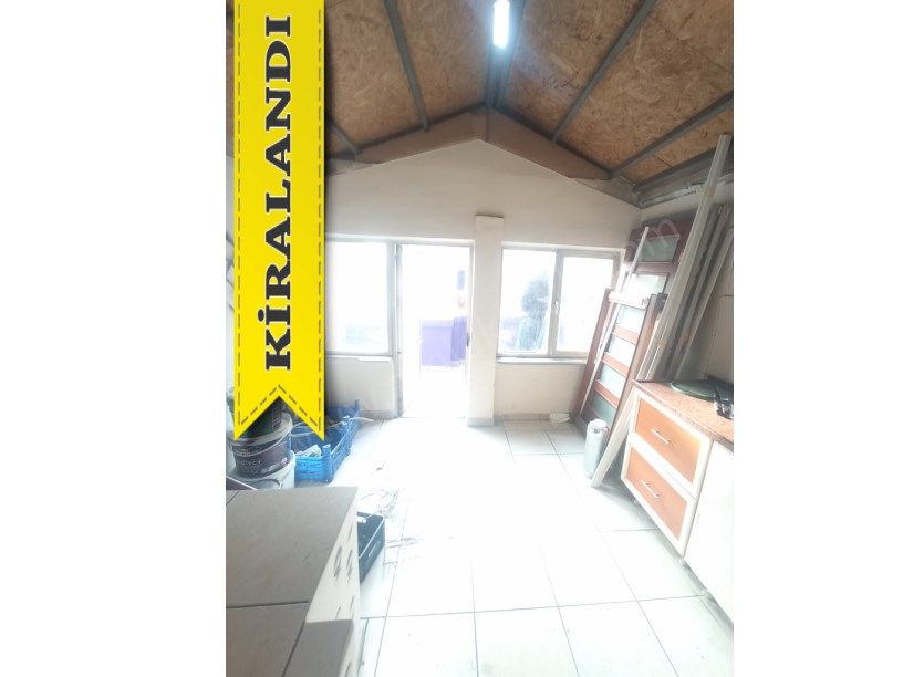 FATİH EMLAKTAN ANA CADDE ÜZERİ 4 KATLI FIRSAT DÜKKAN