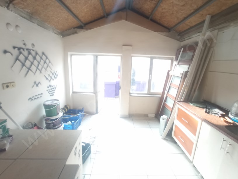 FATİH EMLAKTAN ANA CADDE ÜZERİ 4 KATLI  ( ESKİ PORTFÖY )