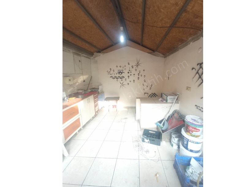 FATİH EMLAKTAN ANA CADDE ÜZERİ 4 KATLI FIRSAT DÜKKAN