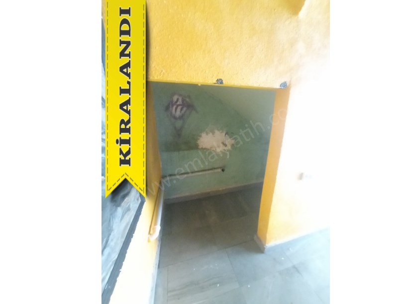 FATİH EMLAKTAN ANA CADDE ÜZERİ 4 KATLI  ( ESKİ PORTFÖY )