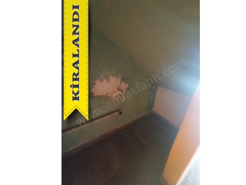 FATİH EMLAKTAN ANA CADDE ÜZERİ 4 KATLI FIRSAT DÜKKAN