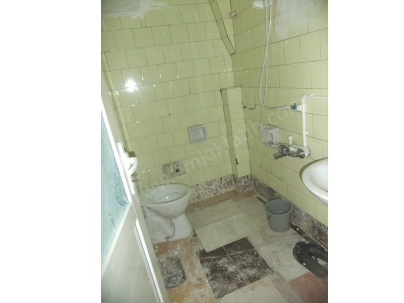 Kocamustafapaşa Nafız Gürman CAD Kiralık Eşyalı 1+1 Daire 