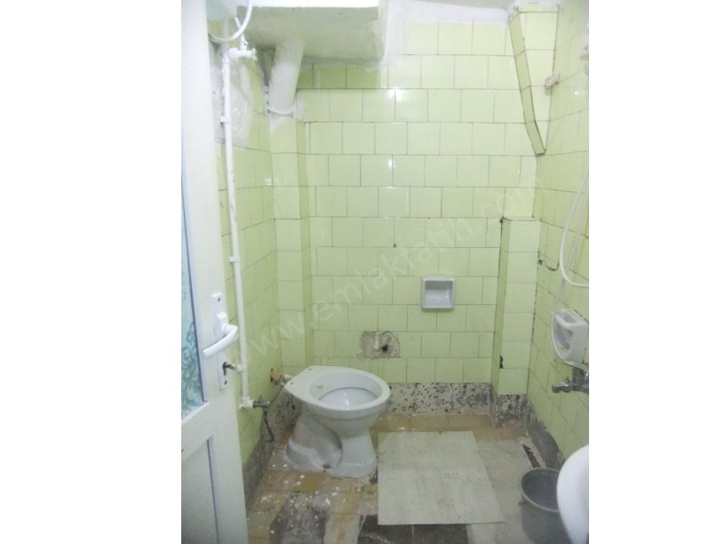 Kocamustafapaşa Nafız Gürman CAD Kiralık Eşyalı 1+1 Daire 