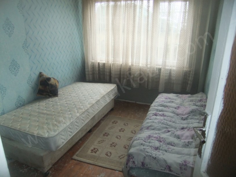 Kocamustafapaşa Nafız Gürman CAD Kiralık Eşyalı 1+1 Daire 