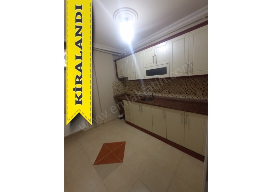 Kocamustafapaşa Genç Kiralık Daire 3+1  ( ESKİ PORTFÖY )