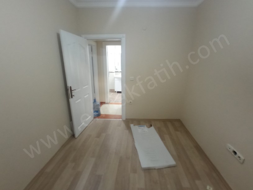 Kocamustafapaşa Genç Kiralık Daire 3+1  ( ESKİ PORTFÖY )