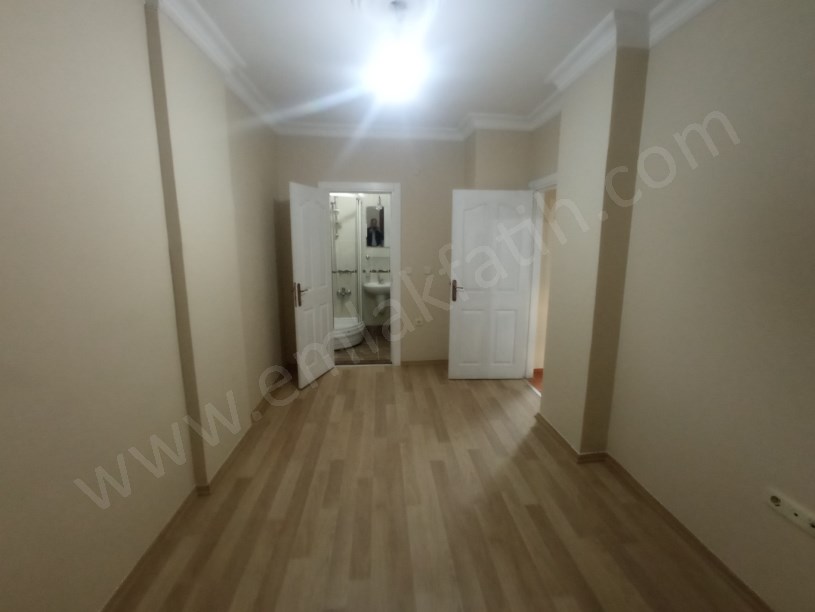 Kocamustafapaşa Genç Kiralık Daire 3+1  ( ESKİ PORTFÖY )