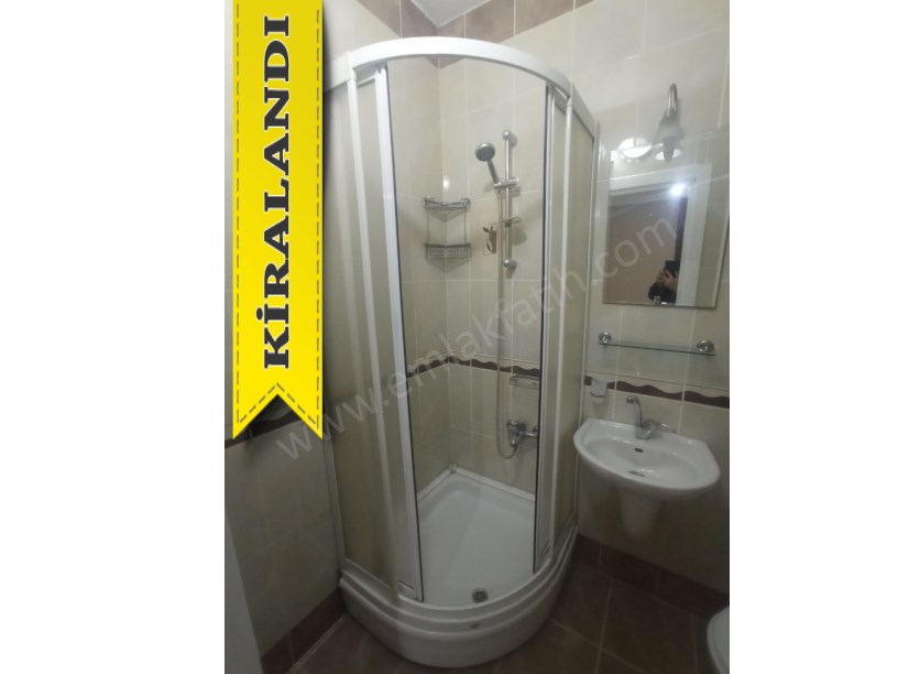 Kocamustafapaşa Genç Kiralık Daire 3+1  ( ESKİ PORTFÖY )