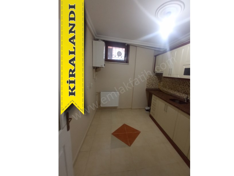 Kocamustafapaşa Genç Kiralık Daire 3+1  ( ESKİ PORTFÖY )