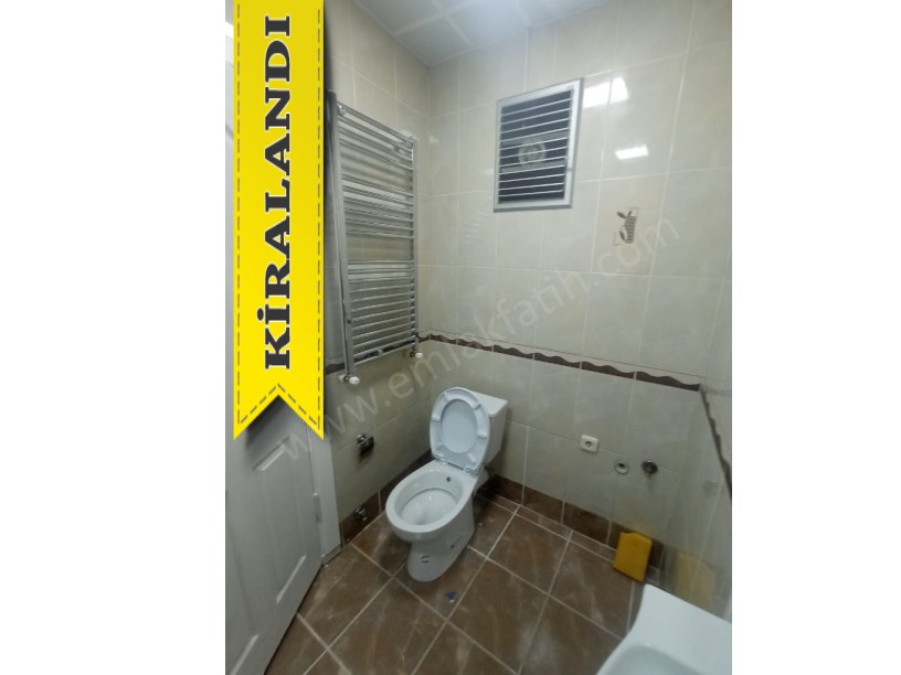 Kocamustafapaşa Genç Kiralık Daire 3+1  ( ESKİ PORTFÖY )