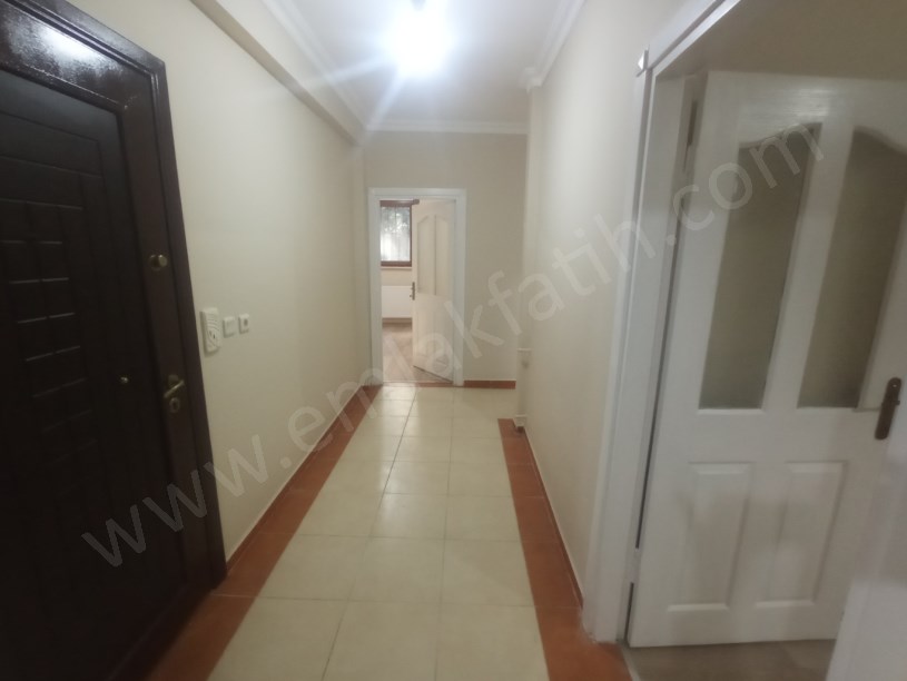 Kocamustafapaşa Genç Kiralık Daire 3+1  ( ESKİ PORTFÖY )