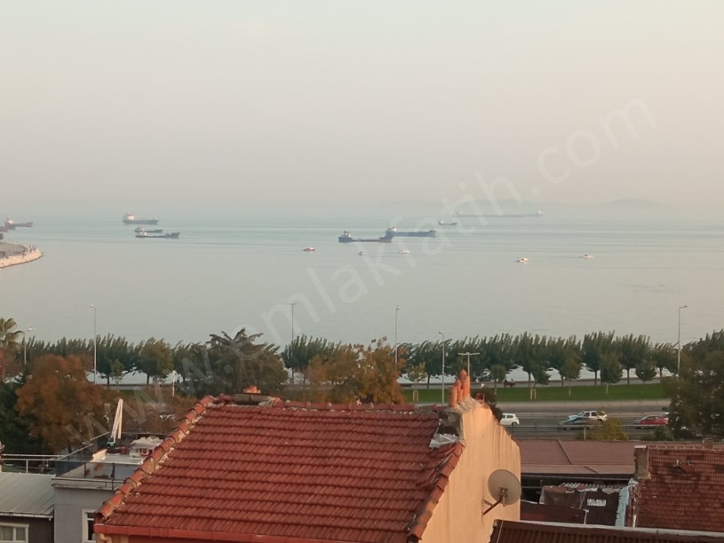 Kocamustafapaşa Kiralık Daire 3+1 Deniz Manzaralı