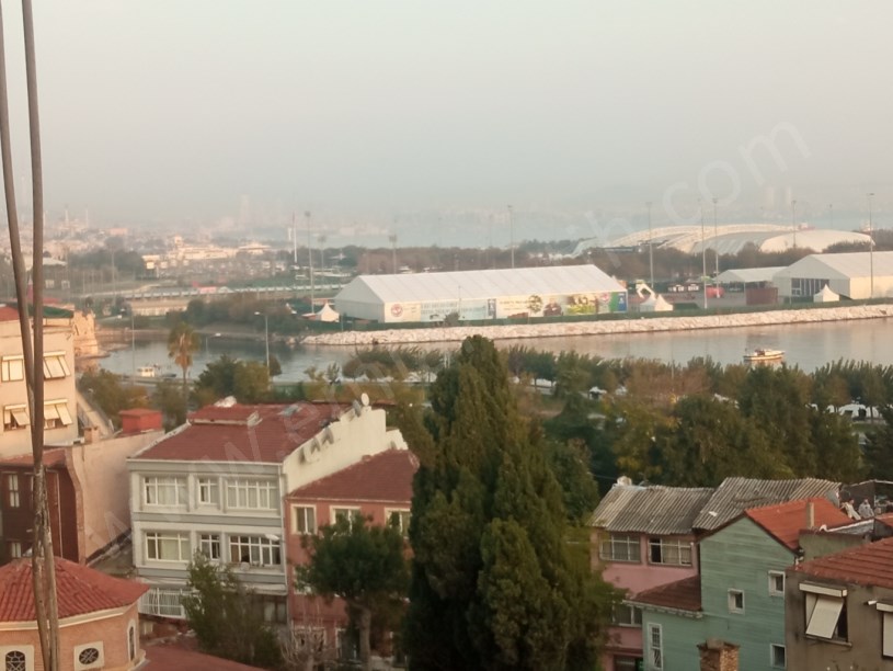 Kocamustafapaşa Kiralık Daire 3+1  ( ESKİ PORTFÖY )