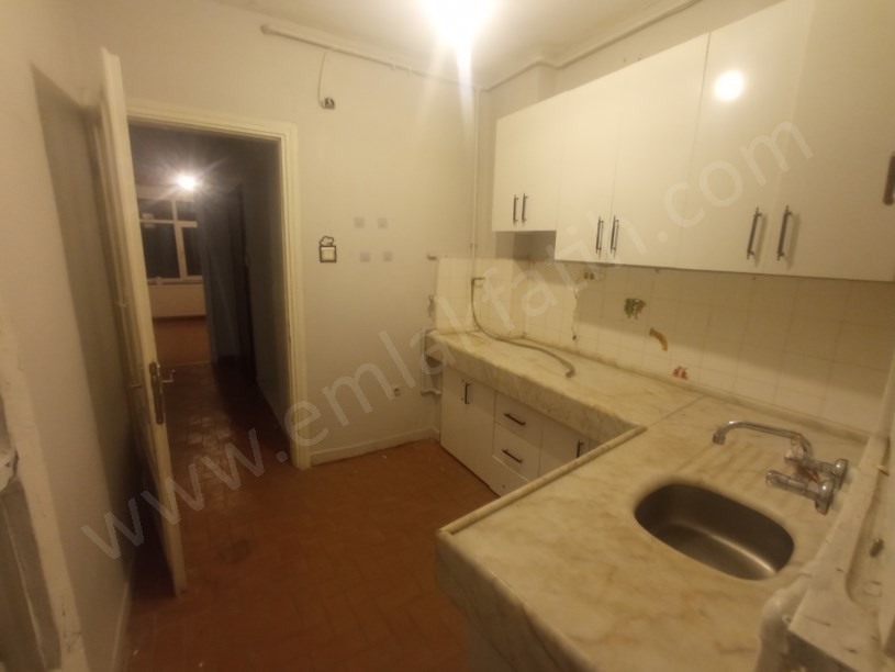 Kocamustafapaşa Kiralık Daire 2+1 Pamukçu Sokak ( ESKİ PORTFÖY )