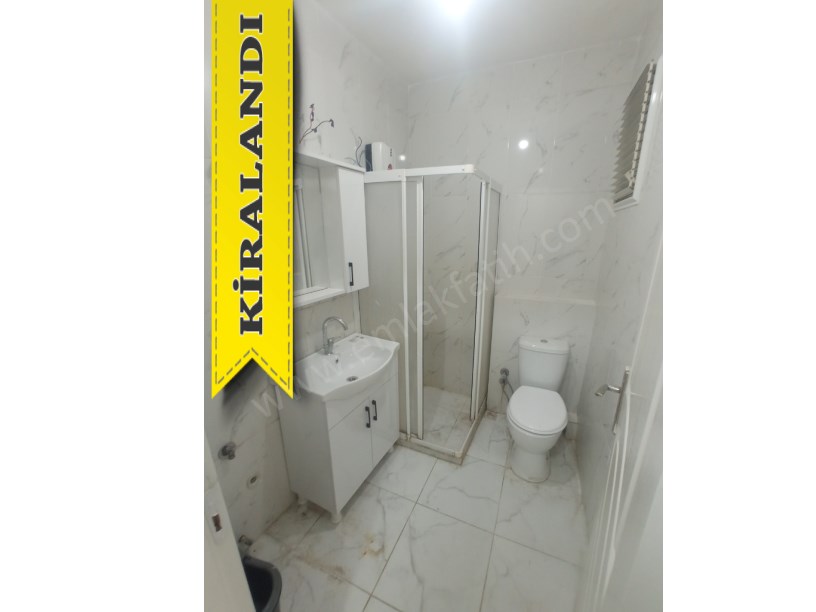 Kocamustafapaşa Merhaba Cad. Kiralık Daire 1,5+1  ( ESKİ PORTFÖY )