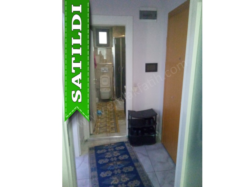 KOCAMUSTAFAPAŞA CAMBAZİYE MEKTEBİ SK SATILIK DAİRE ( ESKİ PORTFÖY )
