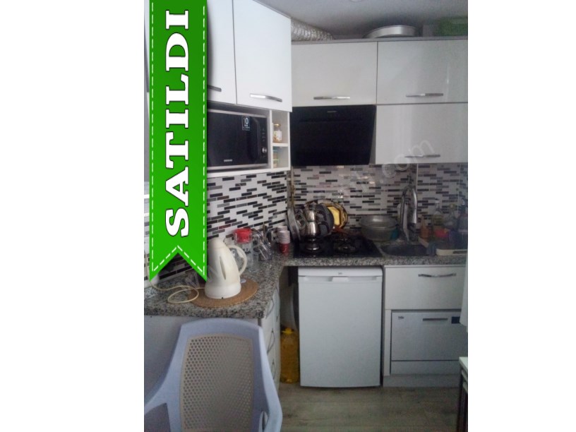 KOCAMUSTAFAPAŞA CAMBAZİYE MEKTEBİ SK SATILIK DAİRE ( ESKİ PORTFÖY )