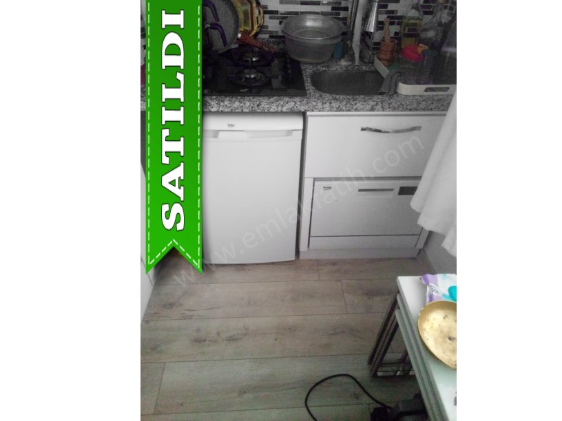 KOCAMUSTAFAPAŞA CAMBAZİYE MEKTEBİ SK SATILIK DAİRE ( ESKİ PORTFÖY )