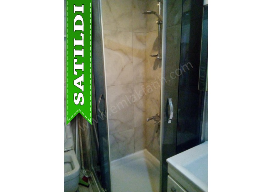 KOCAMUSTAFAPAŞA CAMBAZİYE MEKTEBİ SK SATILIK DAİRE YÜKSEK GİRİŞ