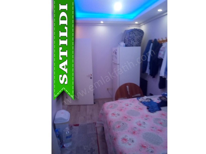 KOCAMUSTAFAPAŞA CAMBAZİYE MEKTEBİ SK SATILIK DAİRE ( ESKİ PORTFÖY )