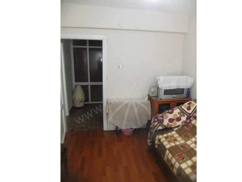 Kocamustafapaşa İftariye Sok. Satılık Daire Çift Cepheli Kombili