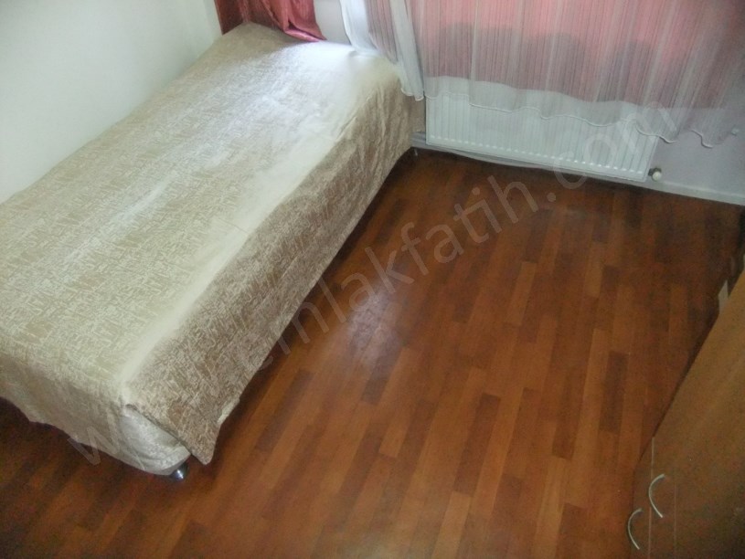 Kocamustafapaşa İftariye Sok. Satılık Daire Çift Cepheli Kombili