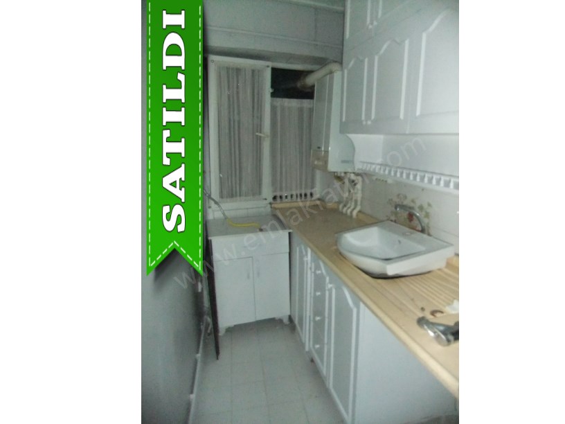 Kocamustafapaşa Hacıkadın Cad. Satılık Daire Kombili